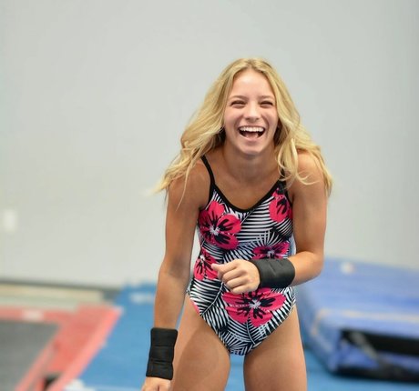 Isabella DuCharme onlyfans porn free