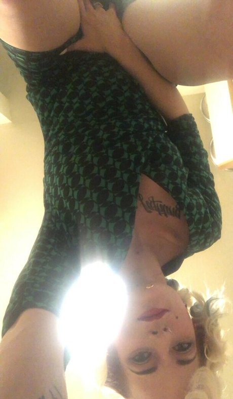 valkyriequeen27 onlyfans lesk