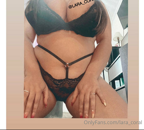 lara coral onlyfans naked leaked