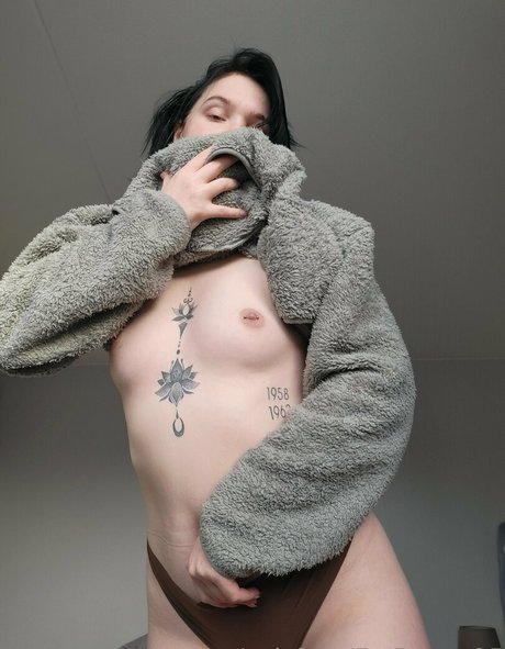 embunnyof onlyfans archive