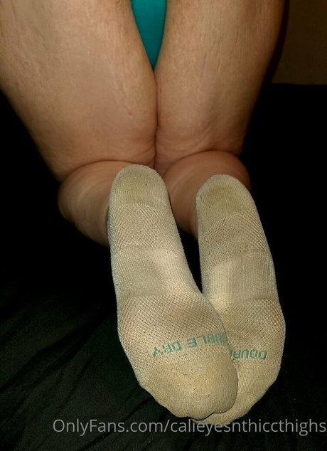 calieyesnthiccthighs onlyfans porn free