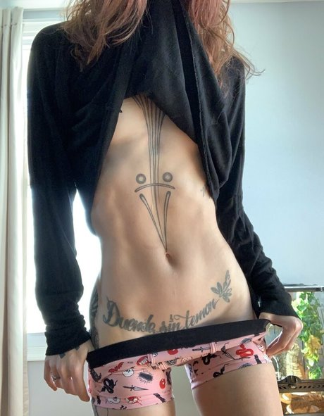 thecamdamage sexy onlyfans