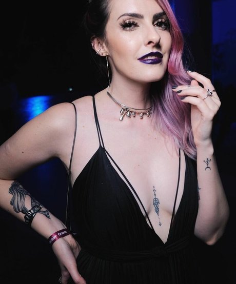 Karen Bachini onlyfans naked