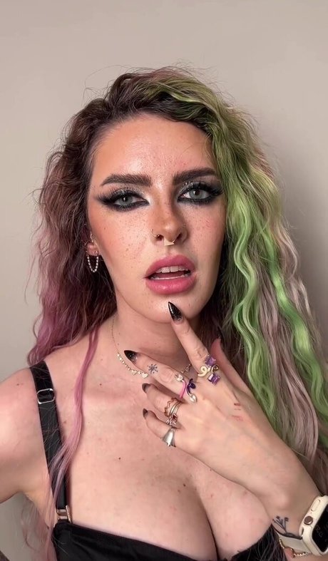 Karen Bachini onlyfans naked