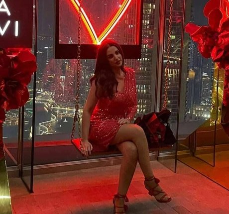 Dorra Zarrouk topless onlyfans