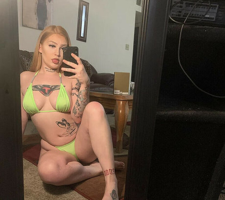 snowwbabyy901 onlyfans leak ass