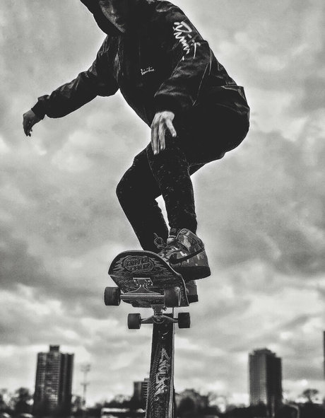 skaterrboi topless onlyfans