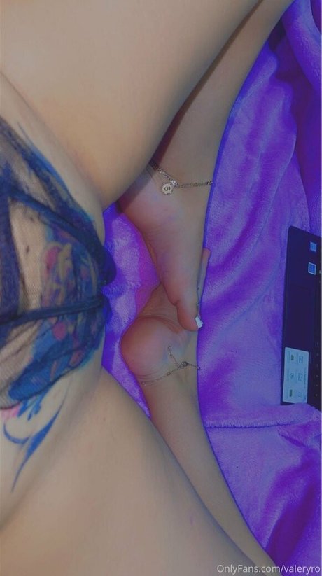 valery r10 onlyfans naked porn