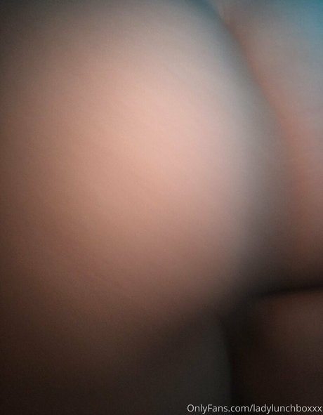 ladylunchboxxx naked leaked onlyfans