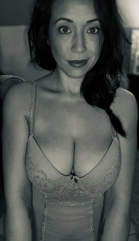 Justanothergirl89 onlyfans nude leaks