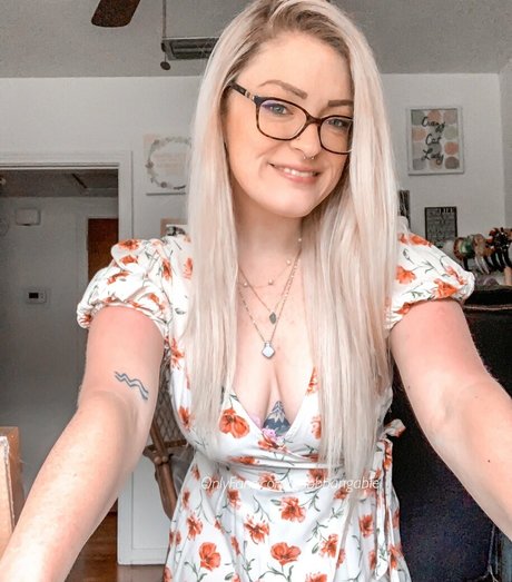 gabbbangablefree nude onlyfans pics