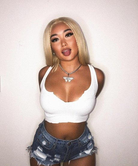 annouveauriche onlyfans