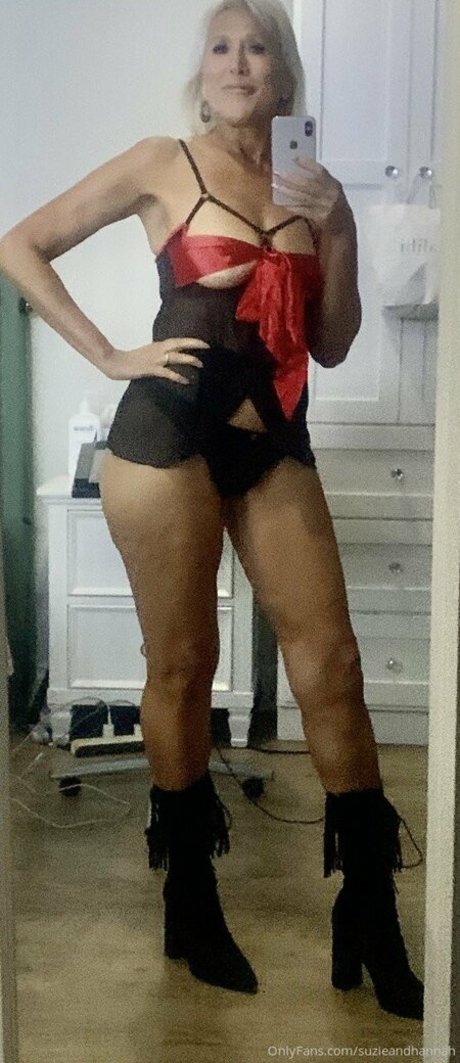 suzieandhannah onlyfans xxx