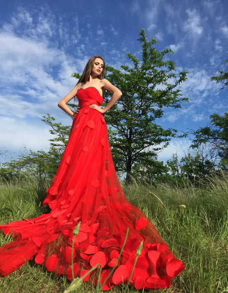 Elle Tan onlyfans content type