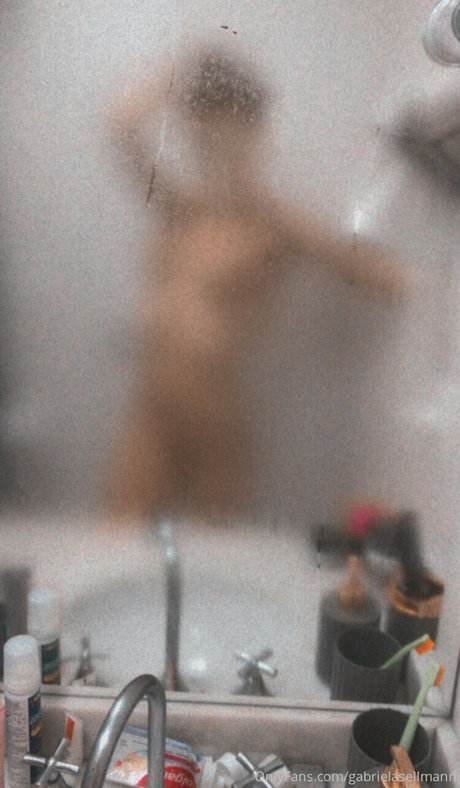 gabrielasellmann onlyfans nudes leak