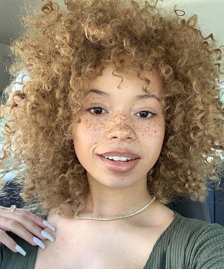 mayaregiii onlyfans photo