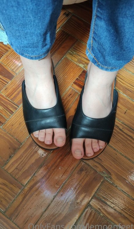 lemoonfeet onlyfans leaks