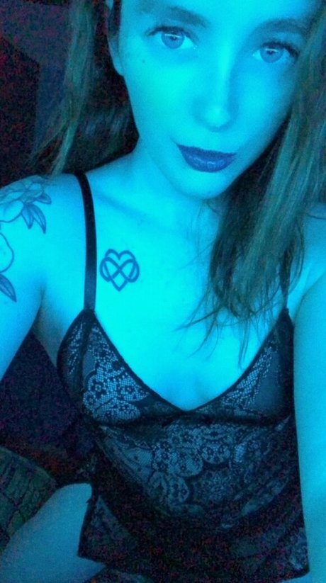 miniloupxxx onlyfans posts