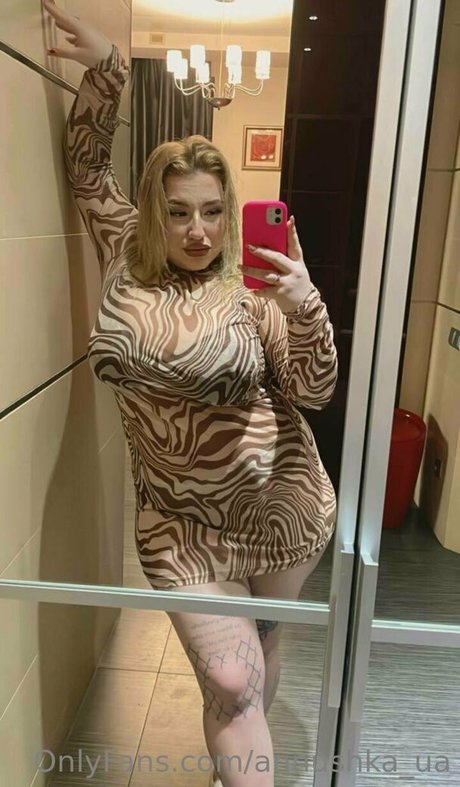 annushka ua onlyfans model