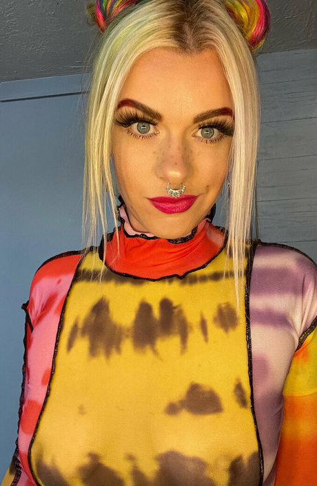 belle hella onlyfans photos