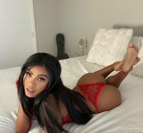 Marble Girl onlyfans leaked pictures