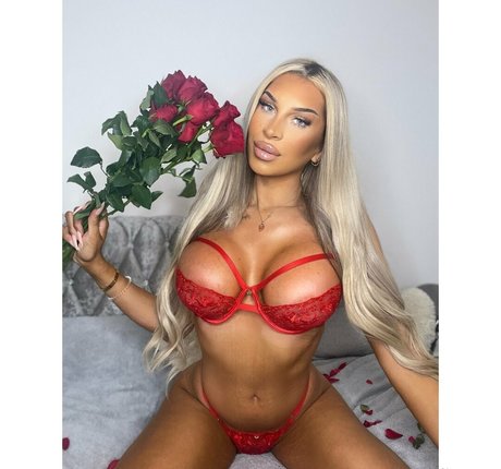 blondiexoxofree onlyfans leaks naked