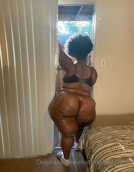 naturalflavors101 nude onlyfans pics
