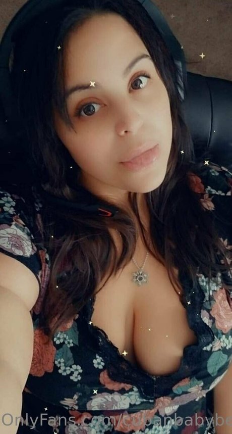 cubanbabybella onlyfans leak fuck