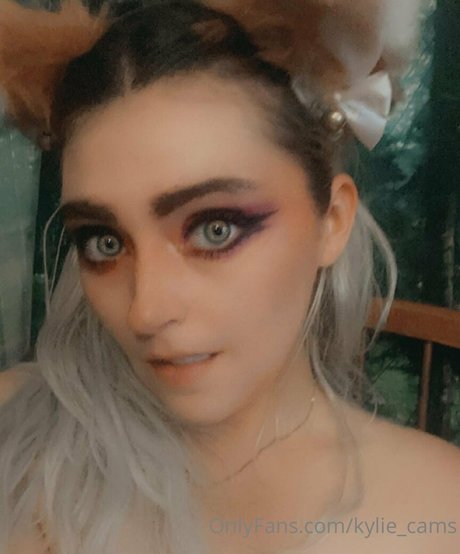 kylie cams onlyfans strip tease