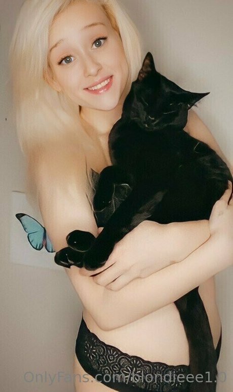 blondieee1 0 only fans porn