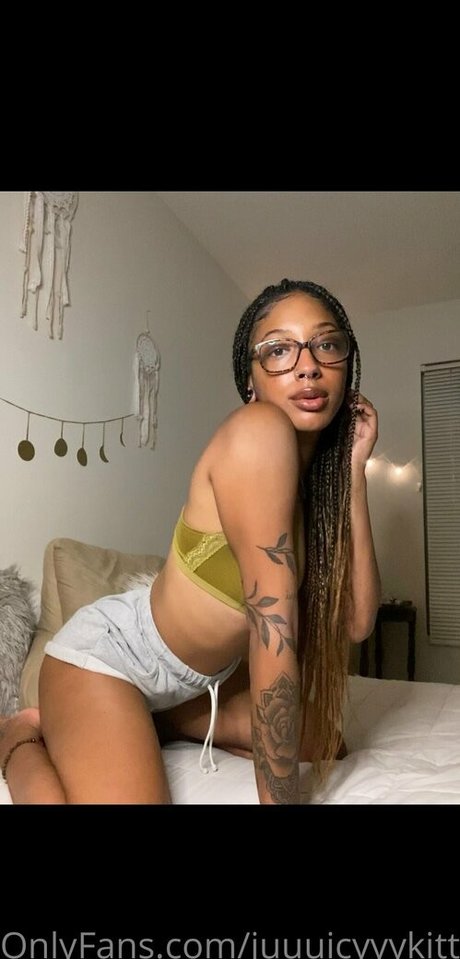 juuuicyyykitty onlyfans leaked tits