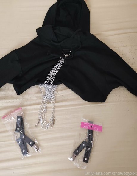 snowboyxox onlyfans naked