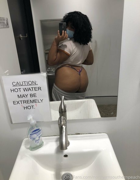 northernsouthernpeach nude only fans leaks