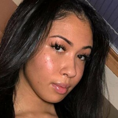 Danielle Ramona onlyfans star