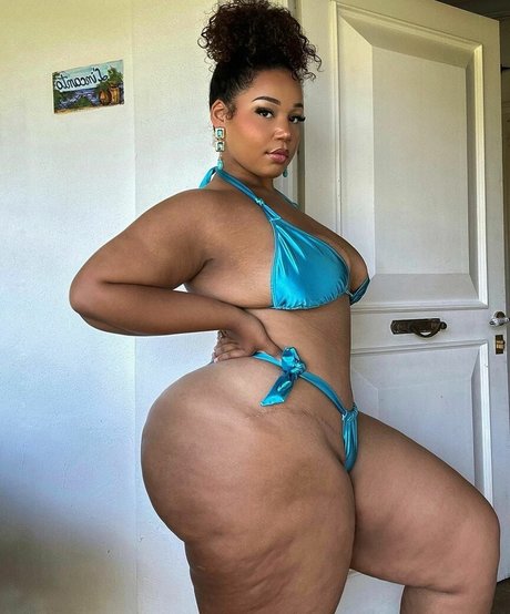 Marie Assie onlyfans leaks free