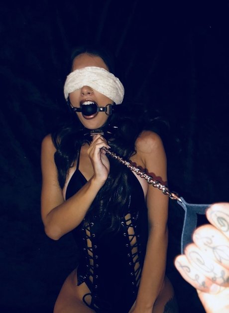 Xavia Brook porn onlyfans