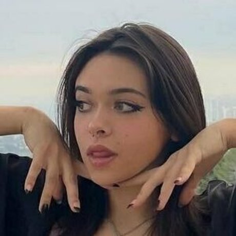 emiwaifuuuu Profile pic