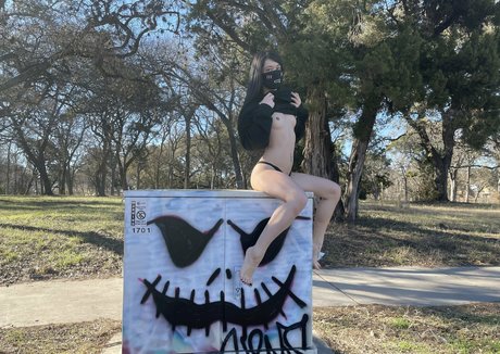 comfyqueen onlyfans photo