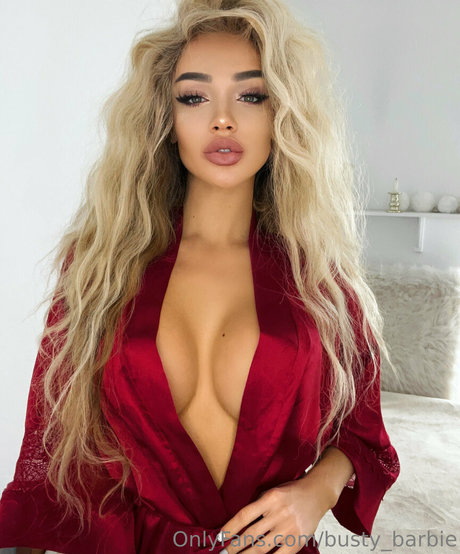 Busty Barbie naked leaked onlyfans