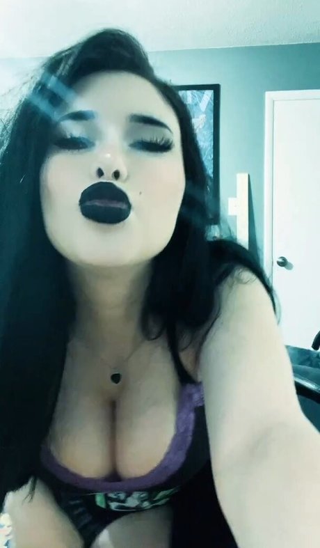 mariana labruja onlyfans leaks.