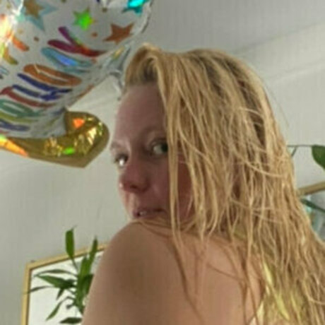 Amethyst Fay Franklin onlyfans posts