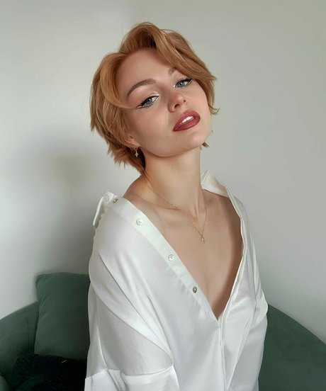 KallMeKris nude onlyfans