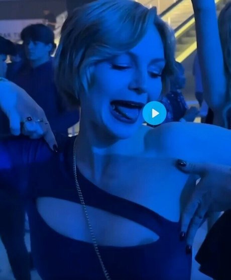 KallMeKris onlyfans free porn