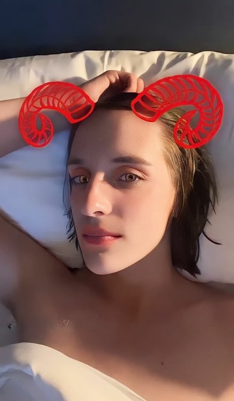 Ashley Victoria Robinson free only fans