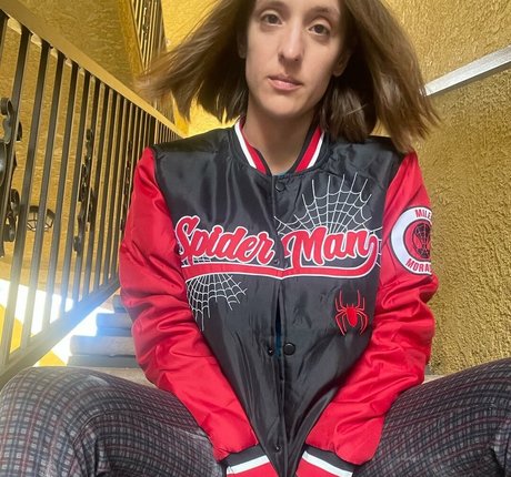 Ashley Victoria Robinson pics onlyfans