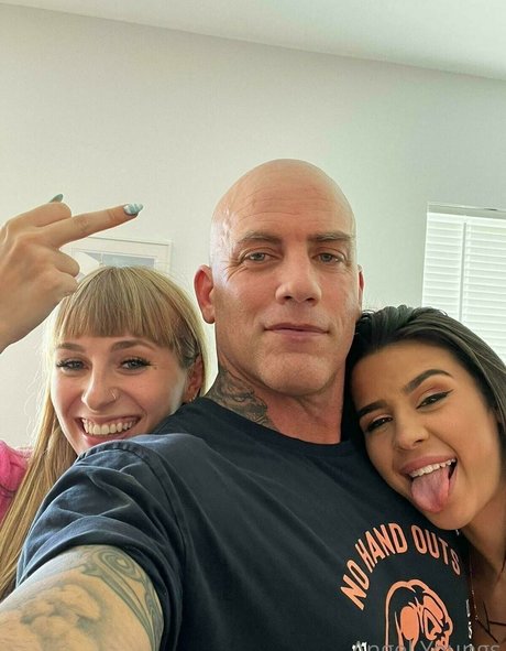 Angelyoungsxxx sex tape onlyfans