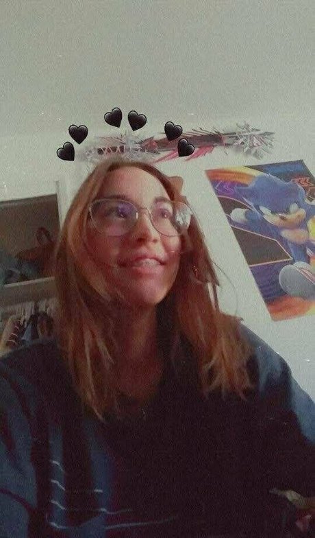 lillylovespenisland Profile pic