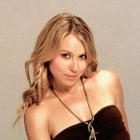 Sarah Carter onlyfans leakes