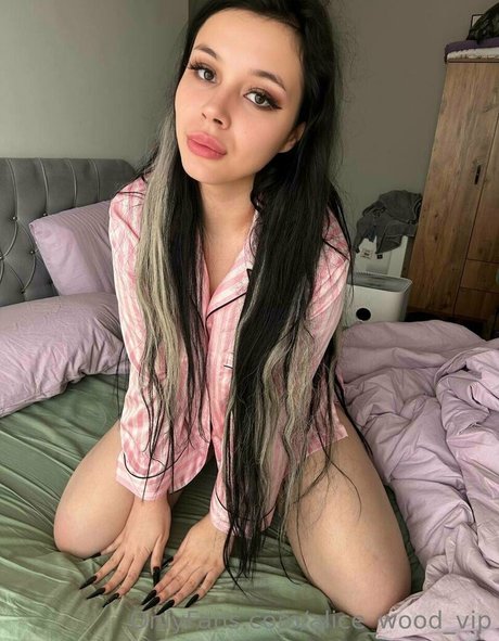 alice wood vip onlyfans leaks sex