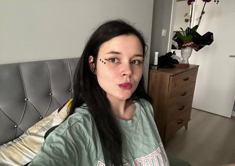 alice wood vip naked leaked onlyfans